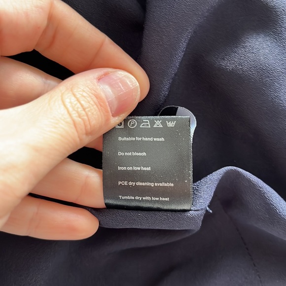 Stunning navy velvet and lace dress - Picture 15 of 15